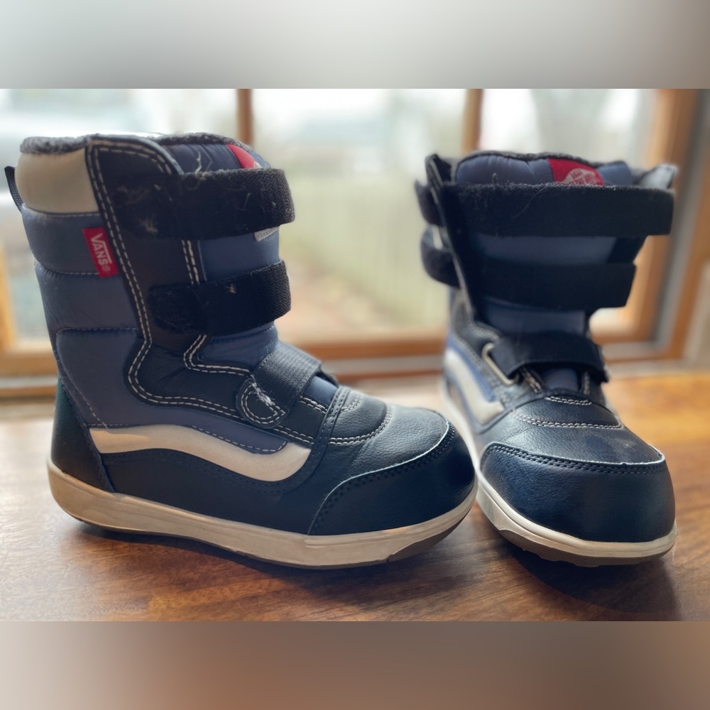 Vans Snow Cruiser V boots